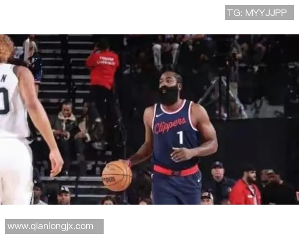 哈登爆发,却被保罗抢风头,詹姆斯表态,留给快船的机会不多了! 哈登爆发,却被保罗抢风头,詹姆斯表态,留给快船的机会不多了!