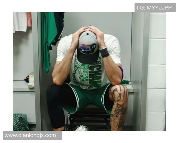 塔图姆INS晒训练视频，康复进程持续进行