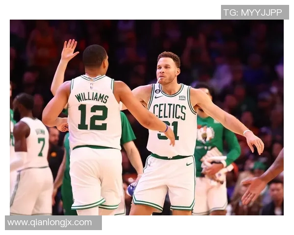 杨曦皓18分6盖帽5三分，福建92-85胜广州